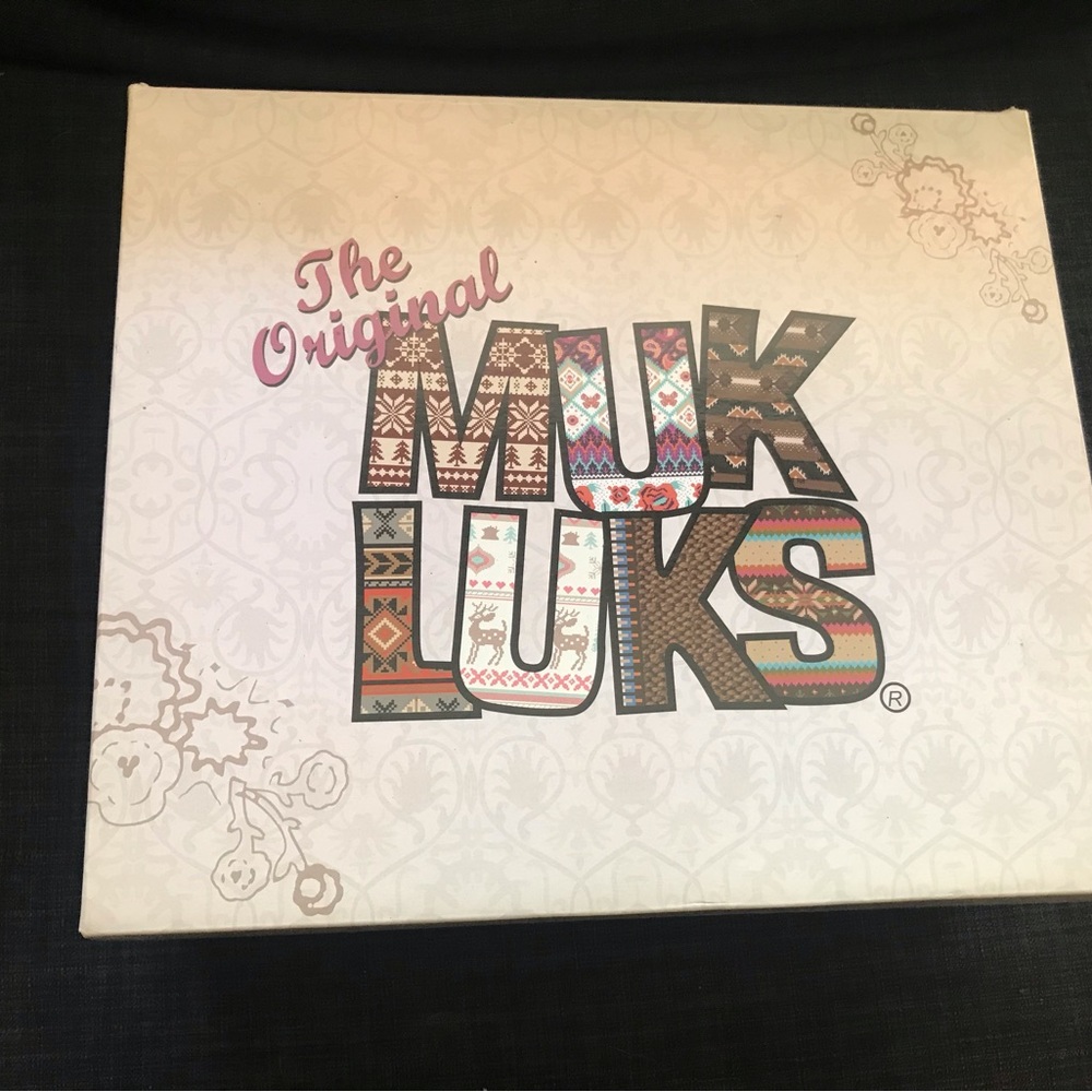 Original Muk Lucks Brown with cool pattern size 6